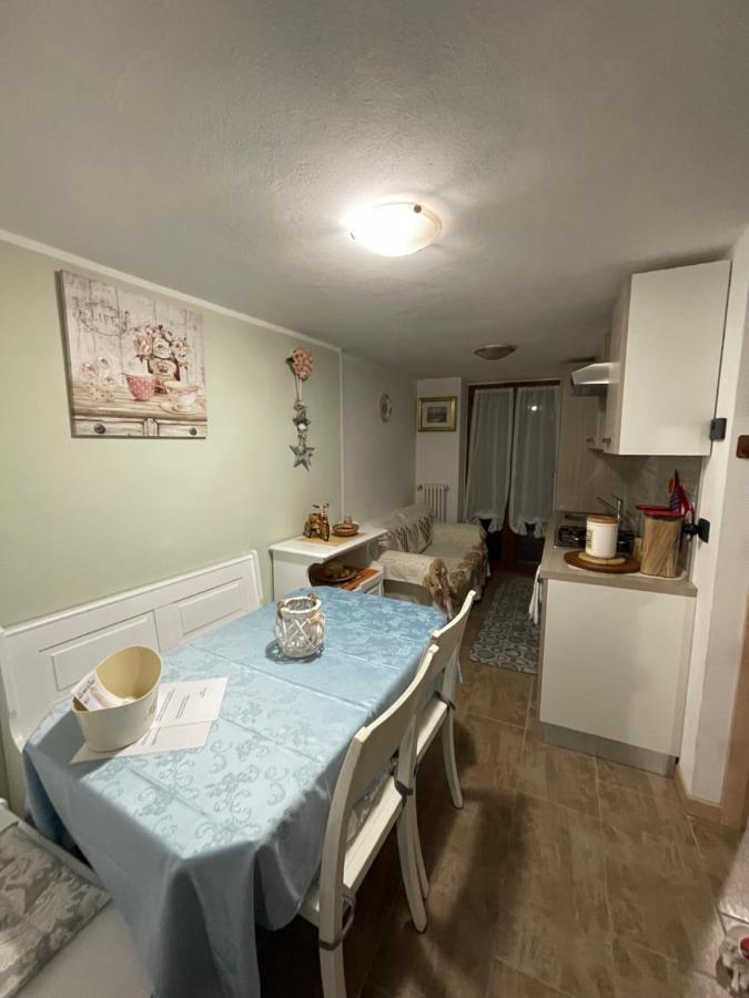 La Casa Di Pucci Nel Borgo Affrescato Di Parlasco Cortenova Екстериор снимка
